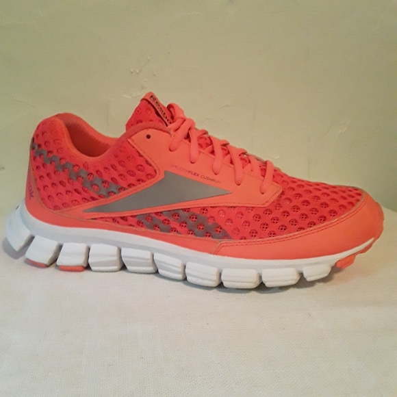 Reebok Smoothflex Cushrun High Performance Shoes - Picture 2 of 8
